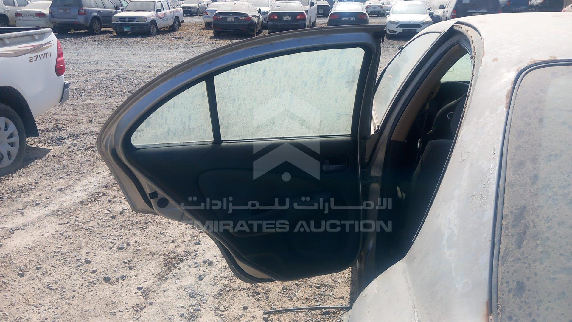 2004 NISSAN SUNNY VIN: JN1BN61D64W005479