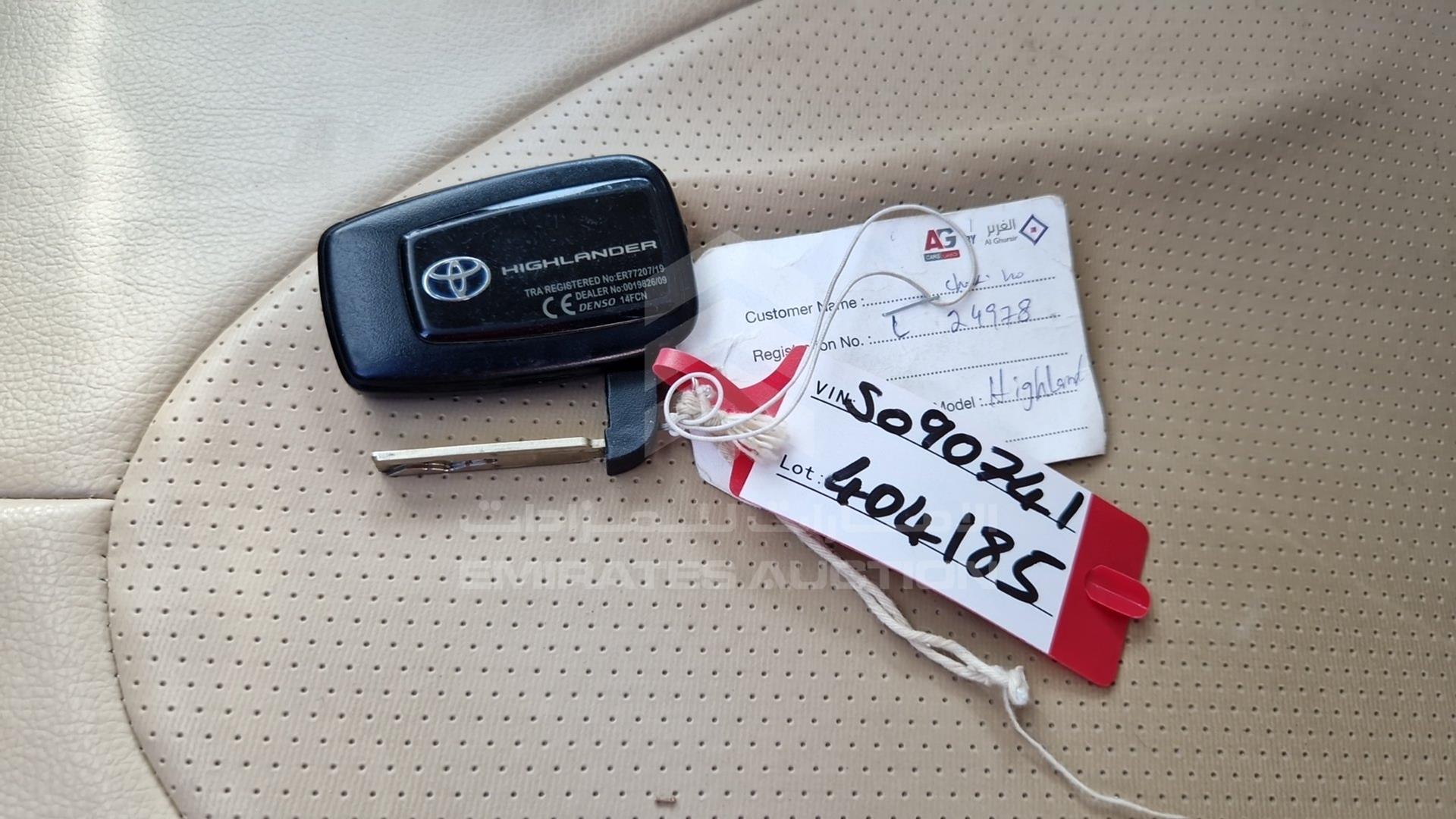2022 TOYOTA HIGHLANDER VIN: 5TDLB3CH8NS090741