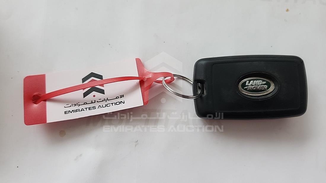 2023 Range Rover HSE — Keys — Photo 6