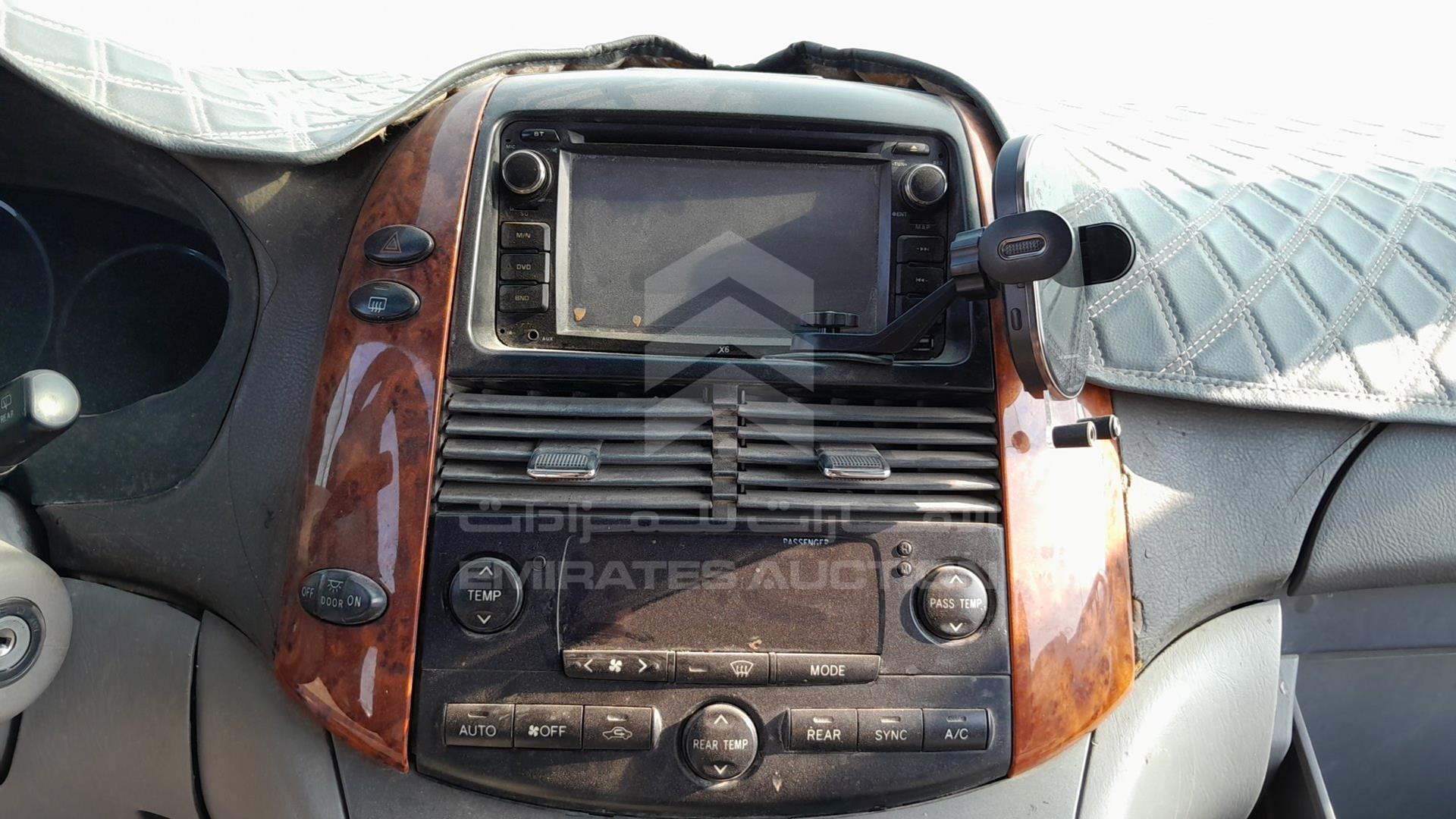 2010 TOYOTA SIENNA VIN: 5TDYK4CC9AS302282