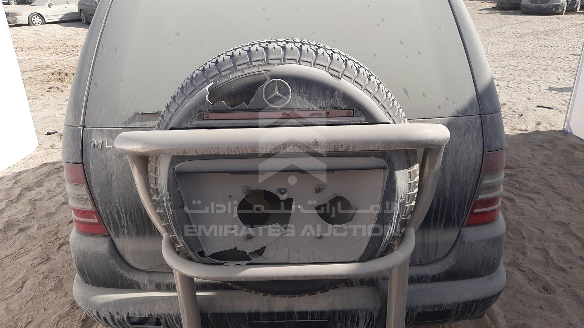 2001 MERCEDES ML320 VIN: WDC1631541A256939