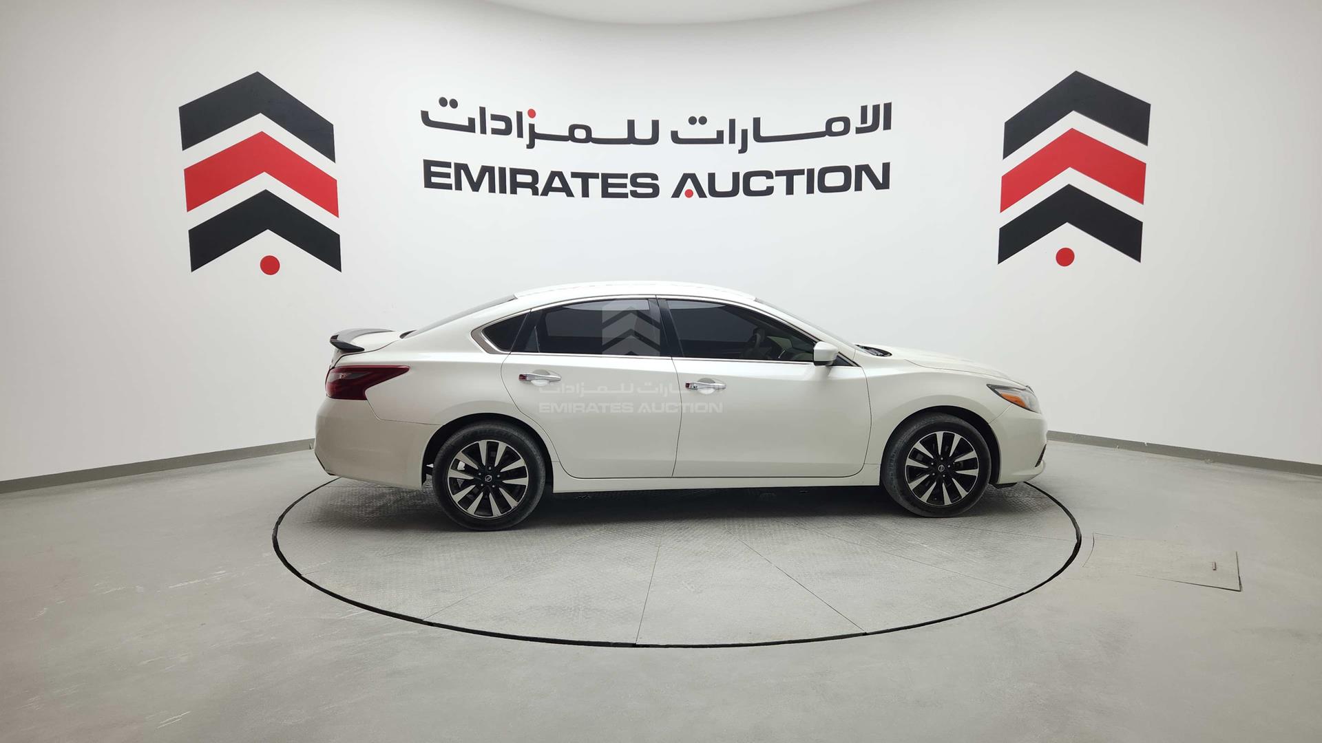 2018 NISSAN ALTIMA VIN: 1N4AL3A91JC203091