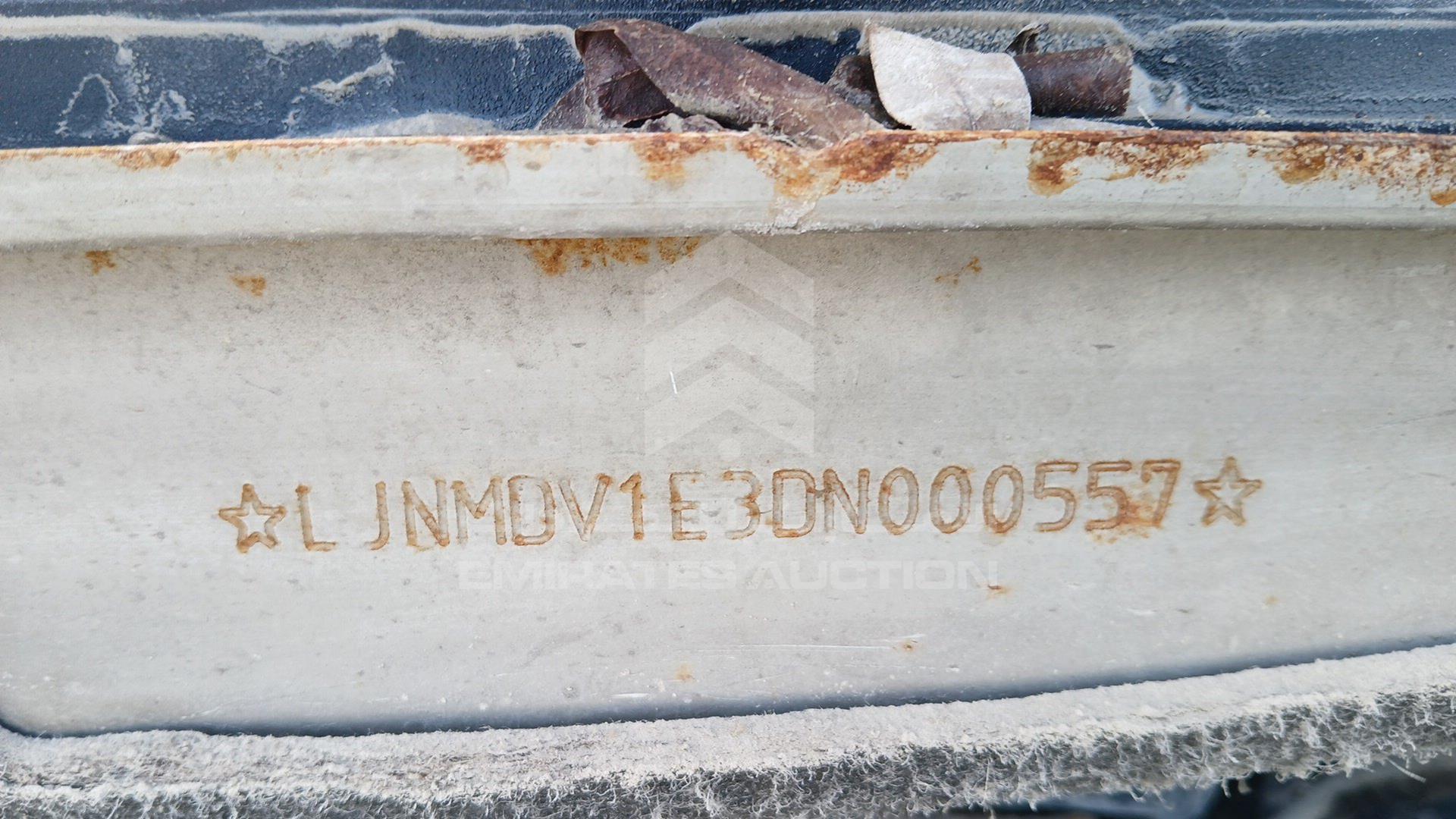 2013 NISSAN --- VIN: LJNMDV1E3DN000557
