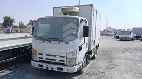 2014 Isuzu NMR — Front Left Angle — Photo 5 — Thumbnail