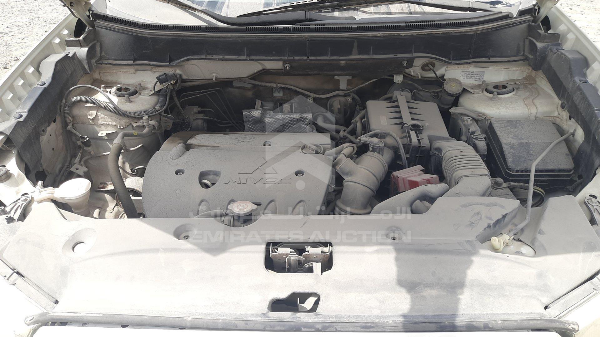 2017 MITSUBISHI ASX VIN: JE4LP21U5HZ703144
