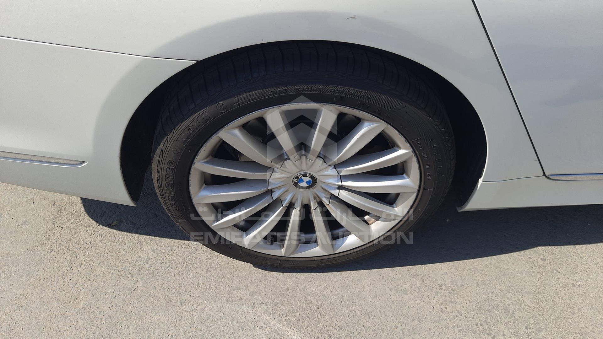 2019 BMW 730 LI VIN: WBA7E0A02KB359143