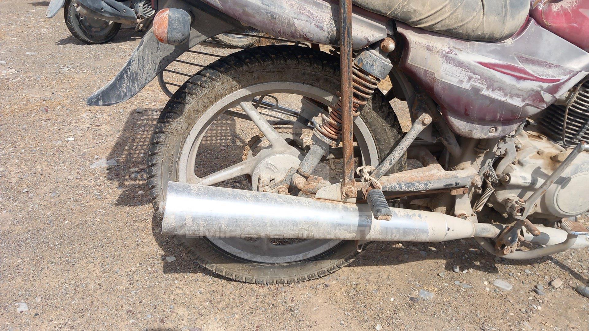 0 BAJAJ 100CT VIN: MD2DDDUZZRWE07236