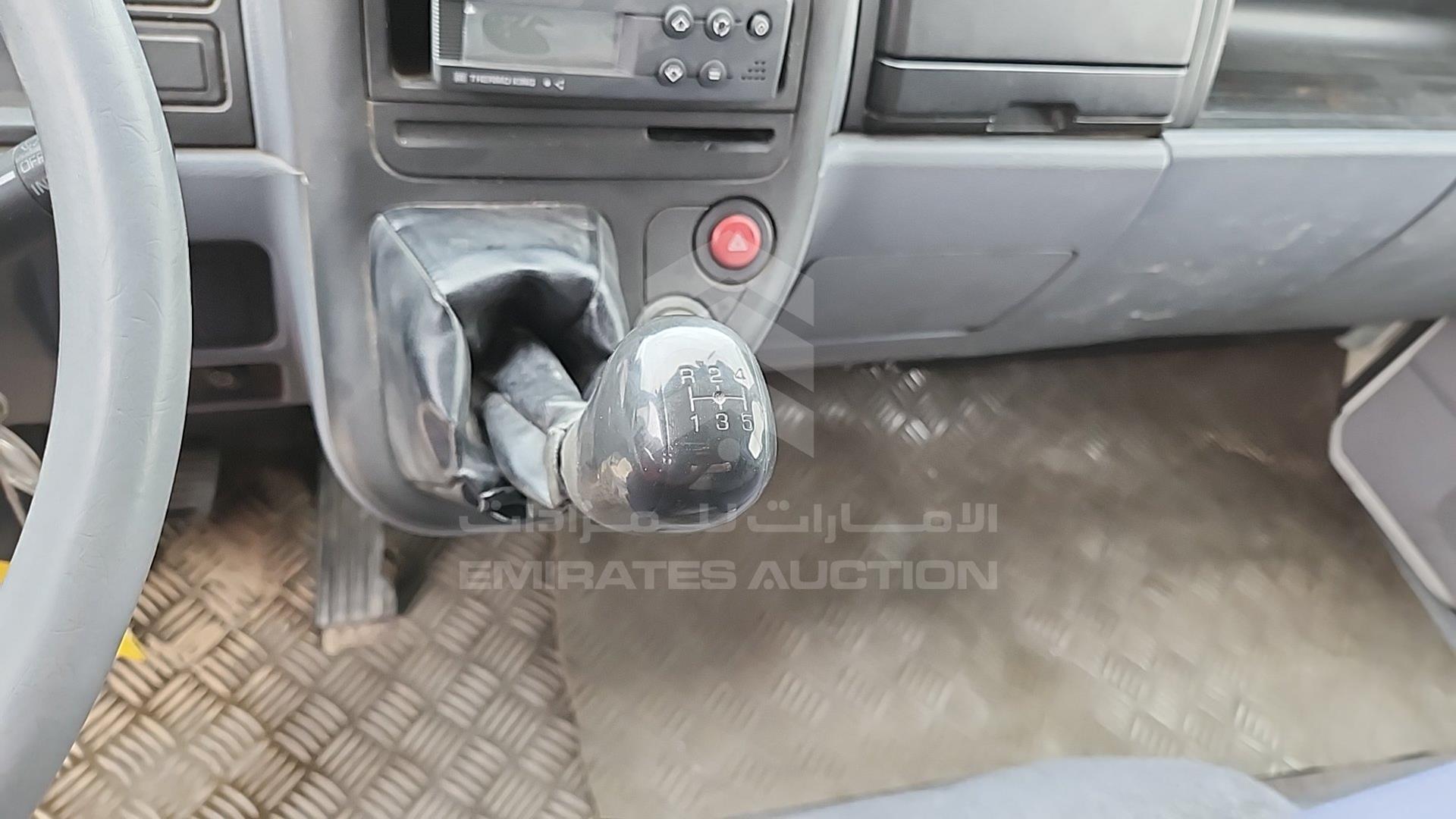 2012 MITSUBISHI CANTER VIN: JL6BCE6JXCK012377