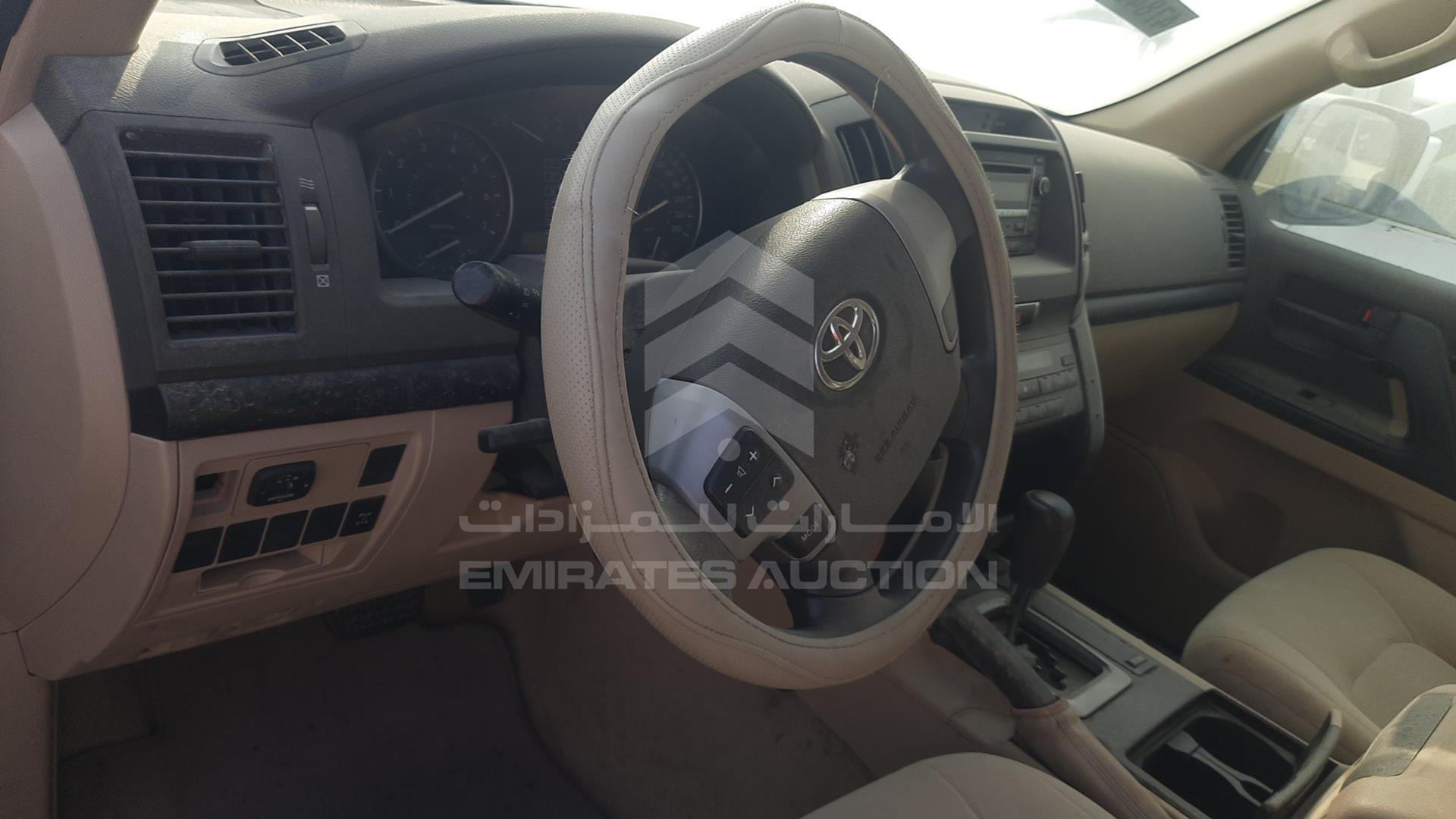 2013 TOYOTA LAND CRUISER VIN: JTMDU09JXD5065724