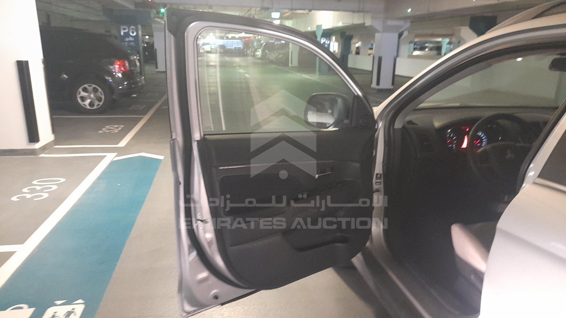 2014 MITSUBISHI ASX VIN: 4P3XTGA2WEE800046