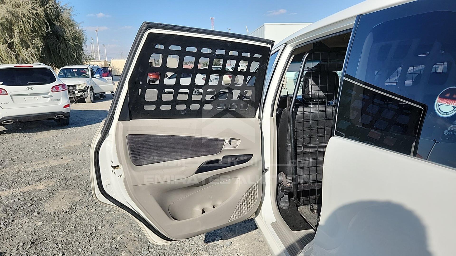 2020 TOYOTA AVANZA VIN: MHKMF5BF8LK001295