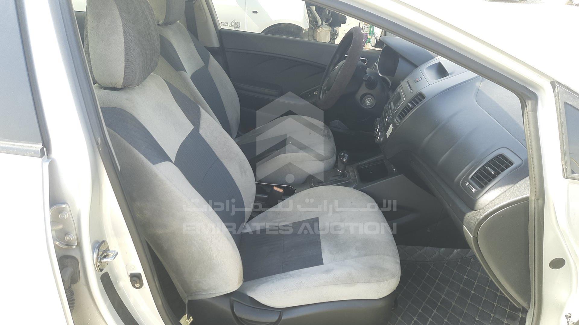 2016 KIA CERATO VIN: KNAFK4118G5418982