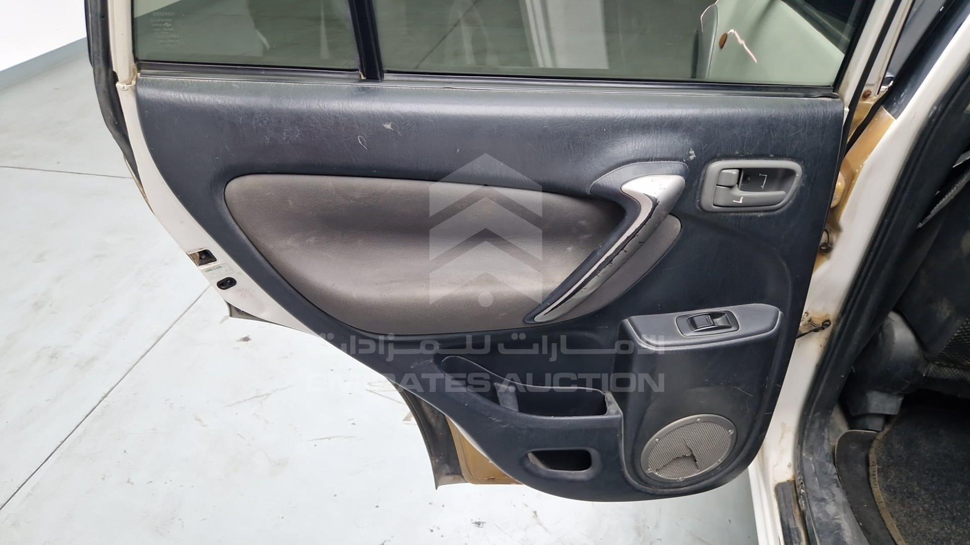 2005 TOYOTA RAV-4 VIN: JTEHH20V250299867