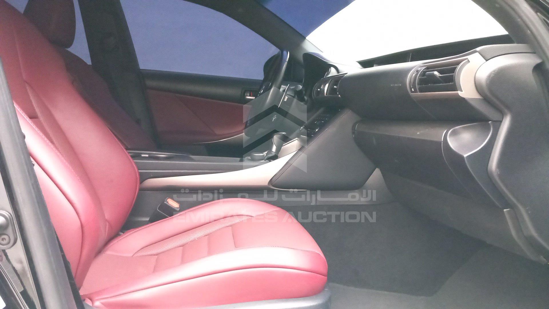 2018 LEXUS IS300 VIN: JTHBA1D25J5081877