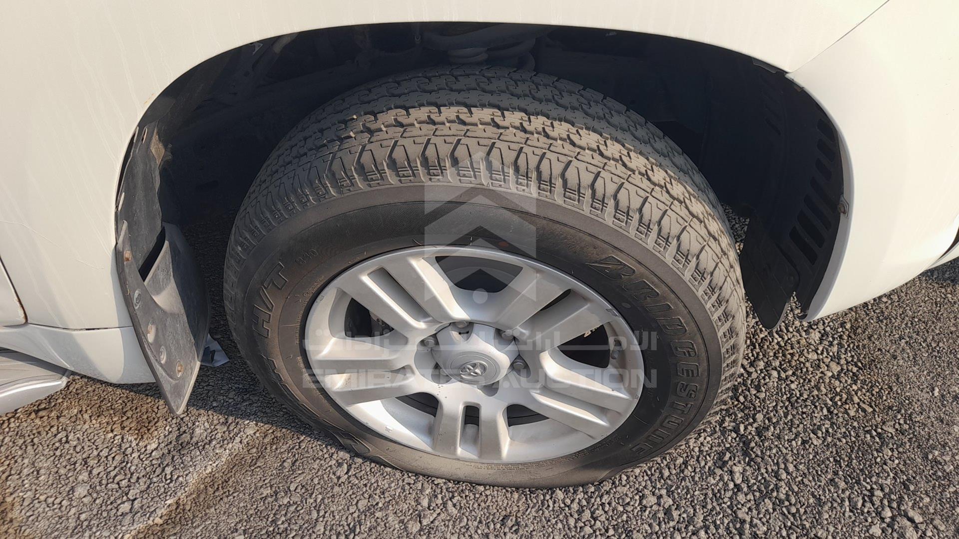 2010 TOYOTA LAND CRUISER PRADO VIN: JTEBU3FJ8AK011909