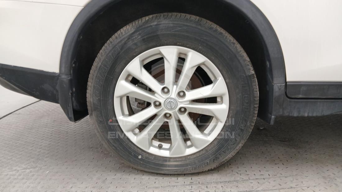2015 Nissan X-Trail — Rear Right Tyre — Photo 37
