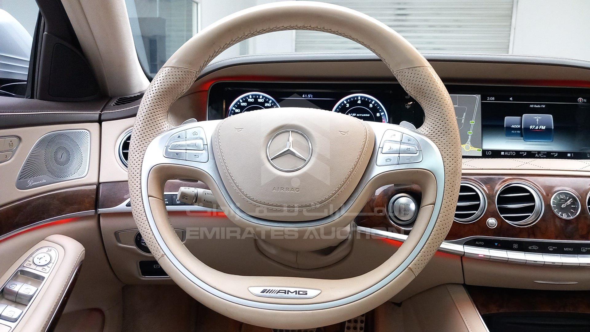 2015 MERCEDES S 63 AMG VIN: WDDUG7JB7FA074434