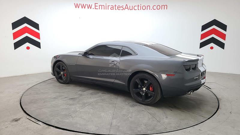 2G1F91EJ4B9123597 Auction: EmiratesAuction Lot: 445465 2G1F91EJ4B9123597 Chevrolet Camaro LT 2011 GREY Photo 47