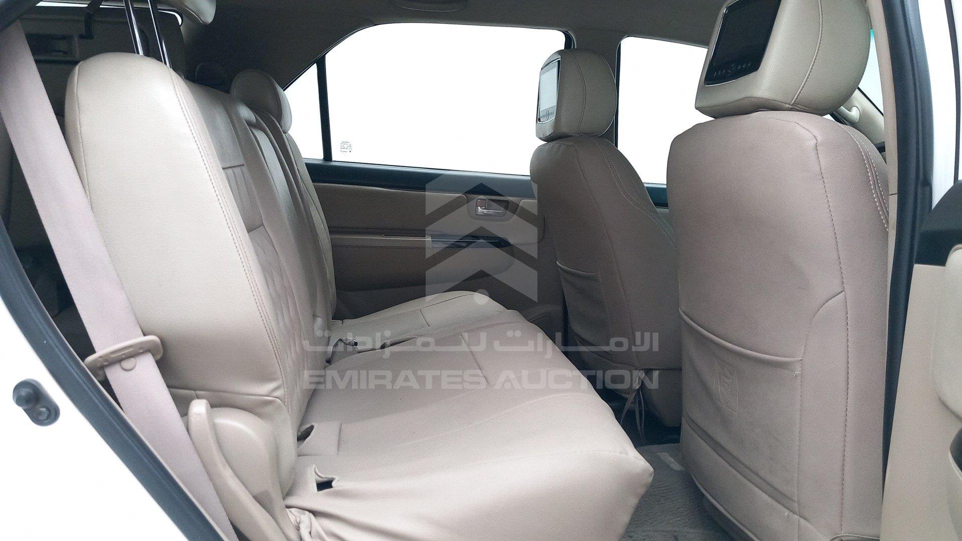 MHFYU59G0F7042614 - 2015 Toyota Fortuner - #504127