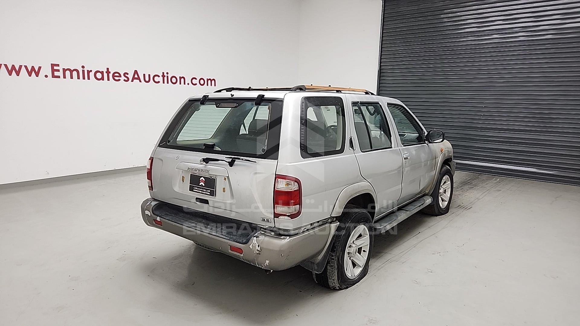2004 NISSAN PATHFINDER VIN: JN8DR05Y34W700429