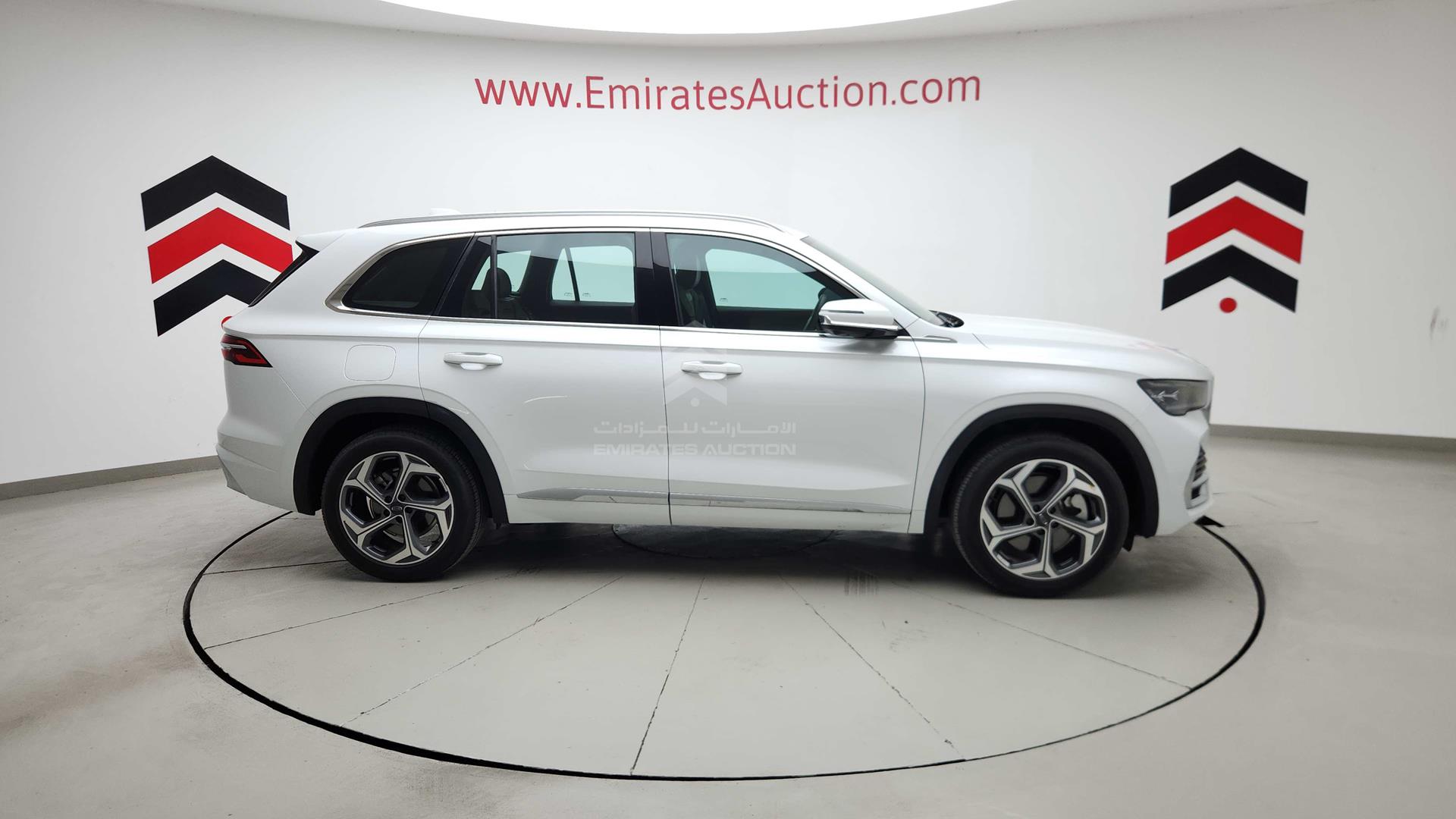 2024 GEELY MONJARO VIN: LB3KX2S14RS005411