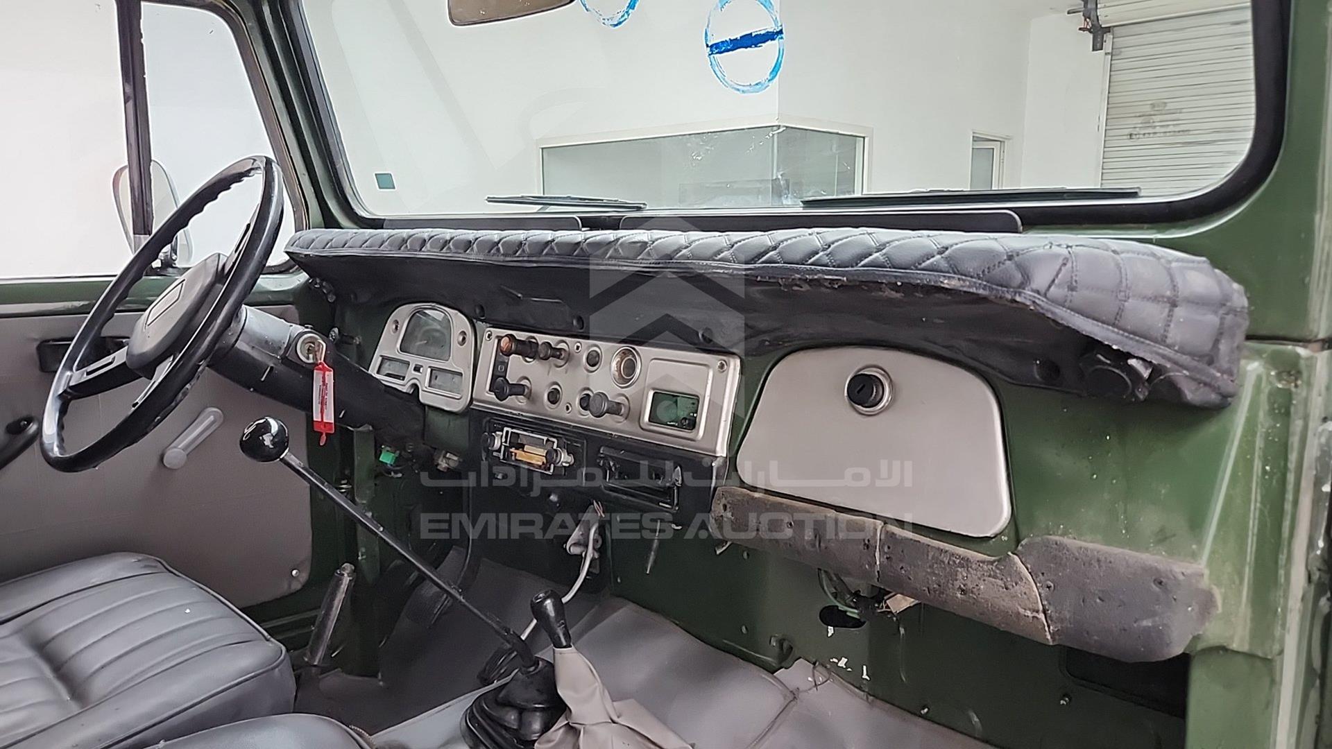1983 TOYOTA LAND CRUISER VIN: FJ40362270