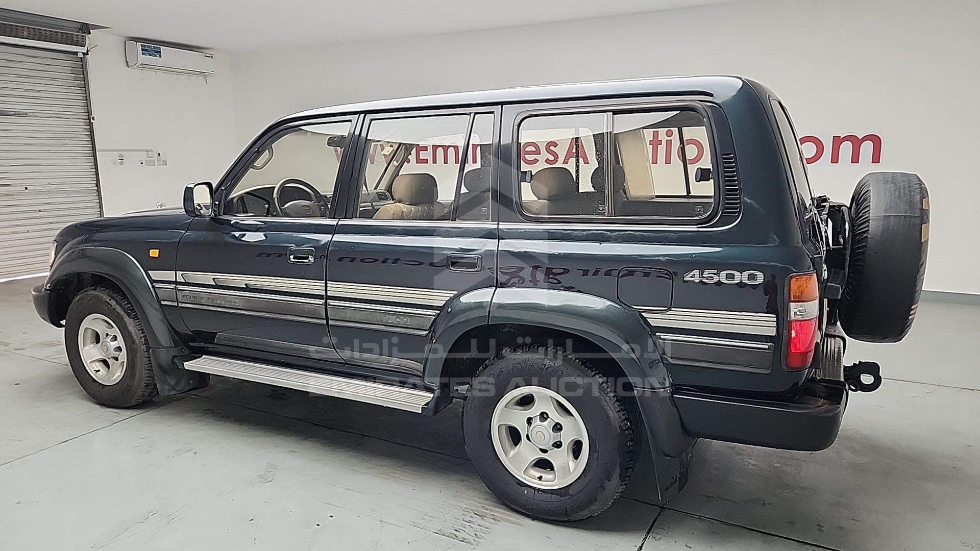 1996 TOYOTA LAND CRUISER VIN: FZJ800133159