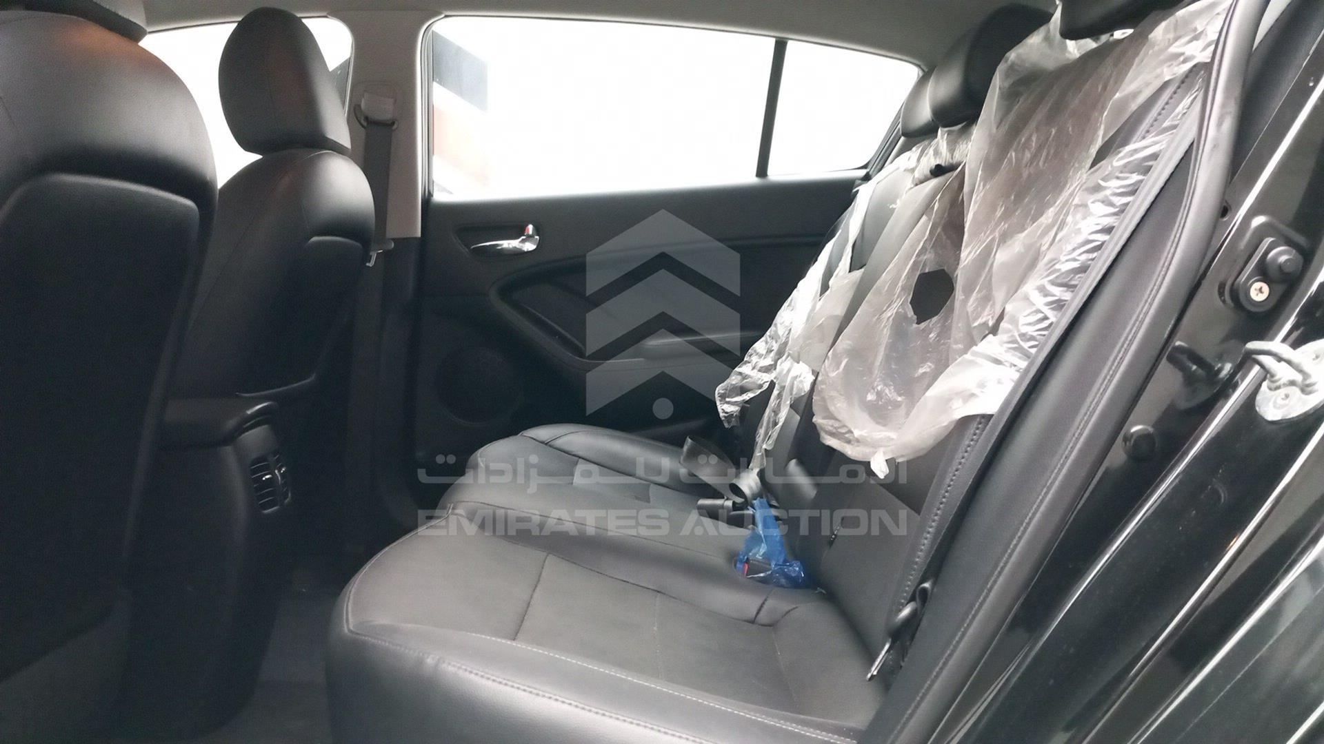 2016 KIA CERATO VIN: KNAFZ511XG5534427