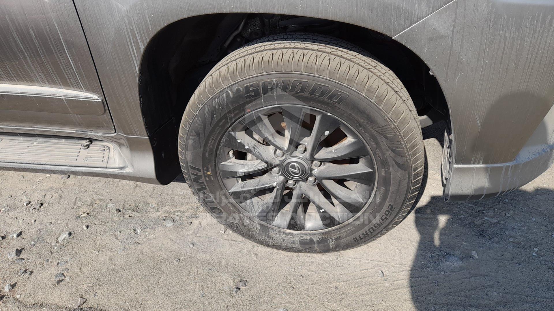 2019 LEXUS GX 460 VIN: JTJBM7FX8K5222895