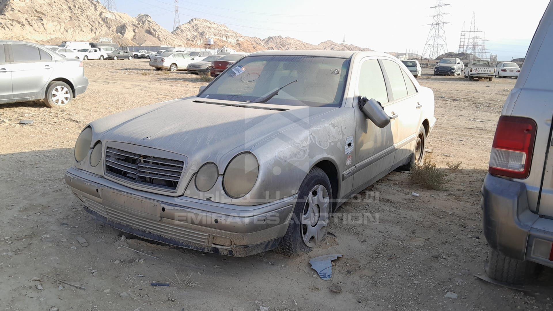 0 MERCEDES --- VIN: WDB2100631A624498