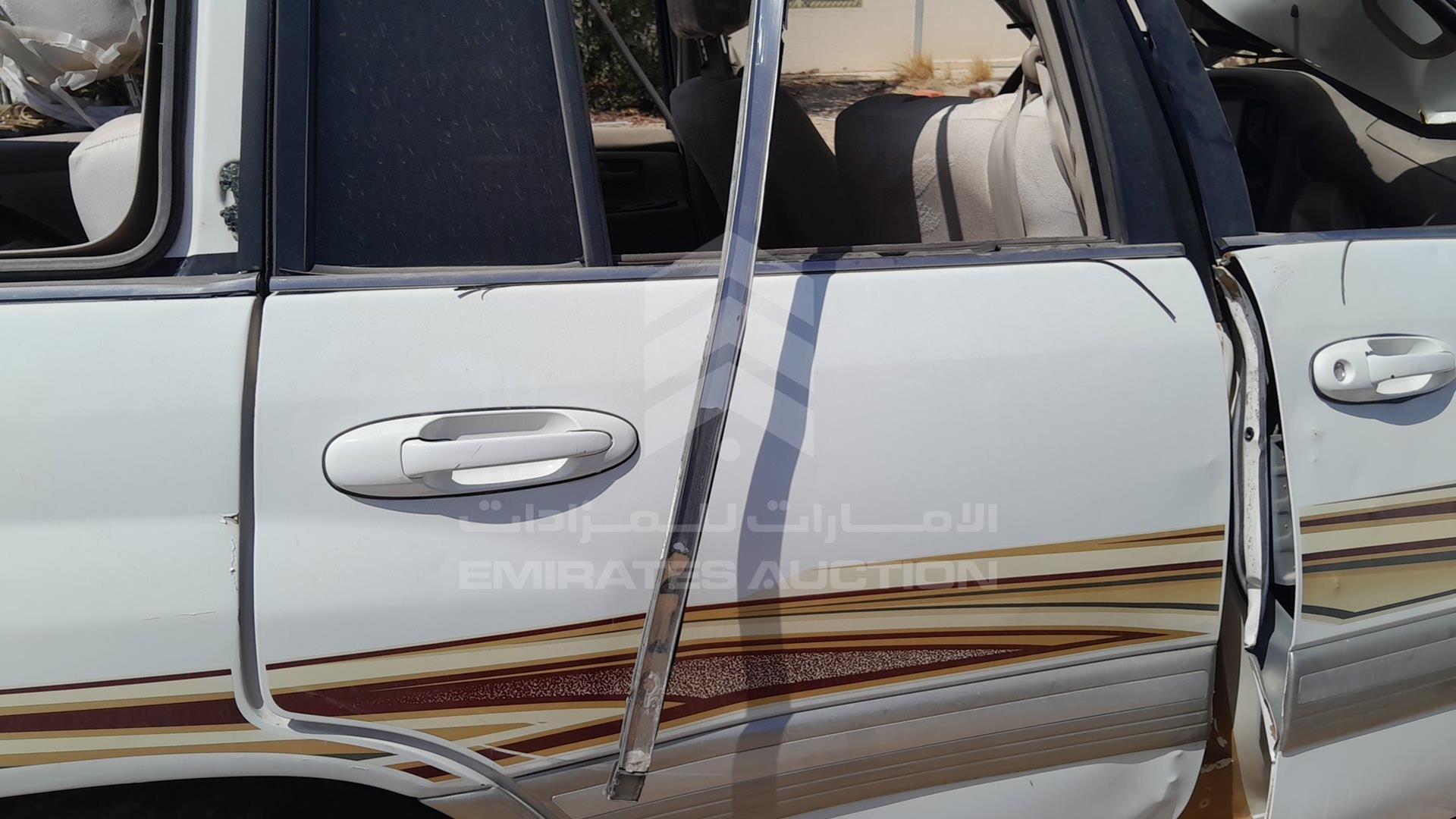 2000 TOYOTA LAND CRUISER VIN: JT3HT05J6Y0118470