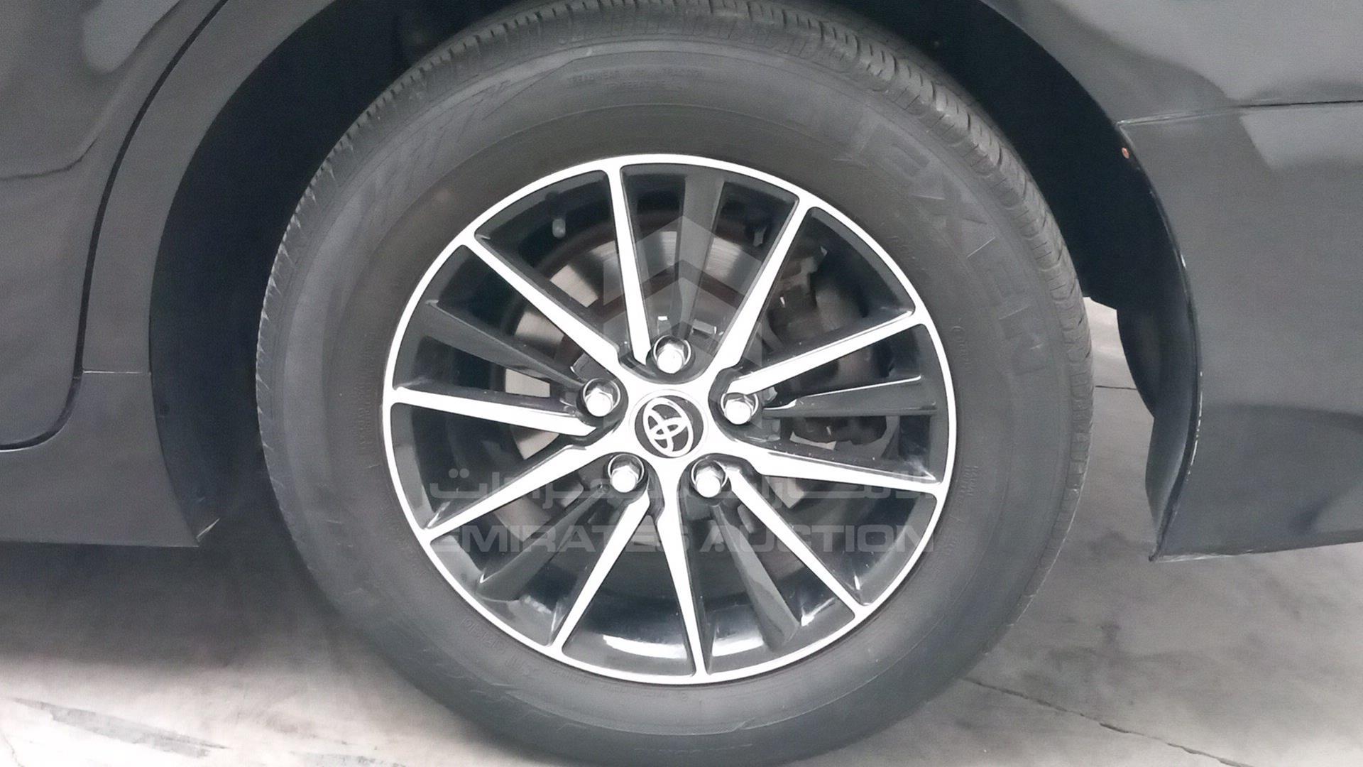2018 TOYOTA CAMRY VIN: JTNB29HK5J3011956