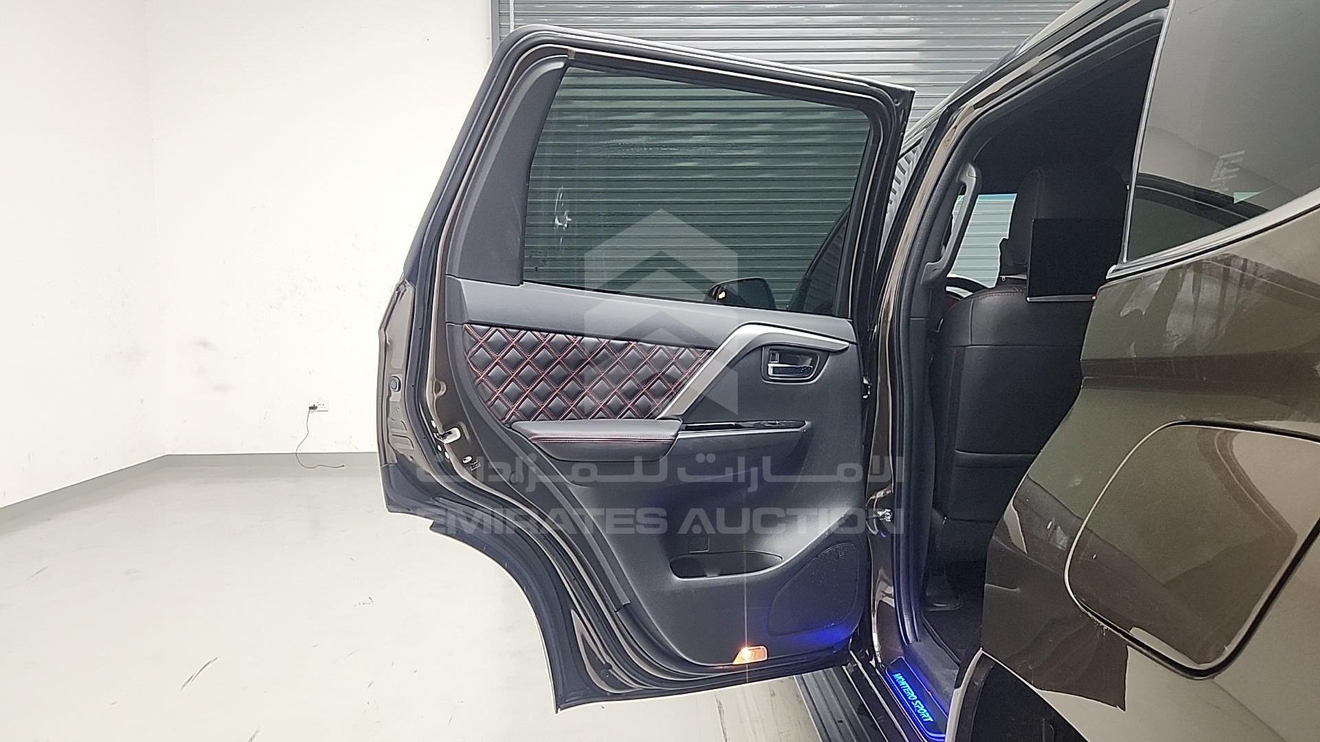 2020 MITSUBISHI MONTERO VIN: MMEMC21X7LH011094
