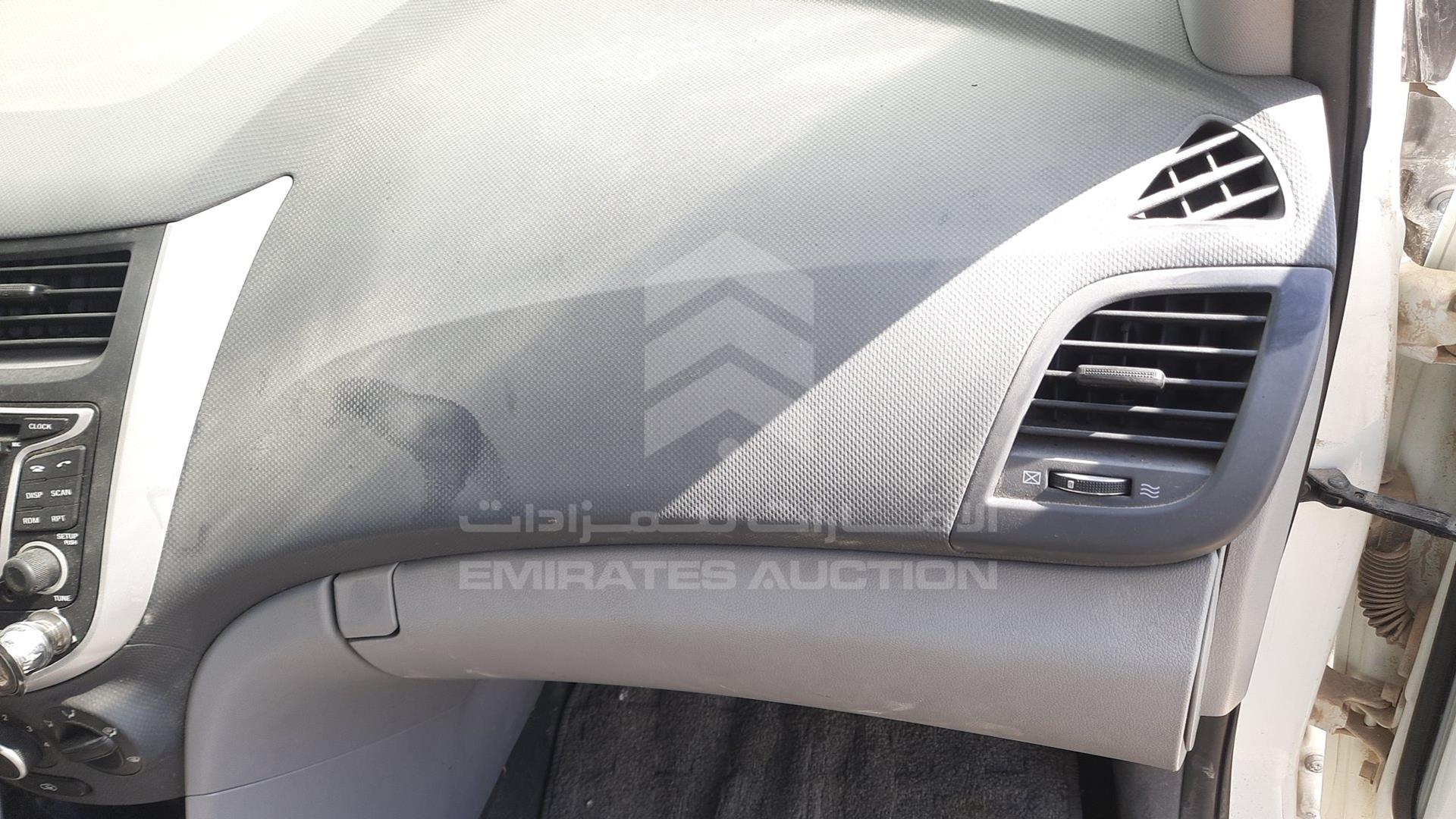 2013 HYUNDAI ACCENT VIN: KMHCT41CXDU275065