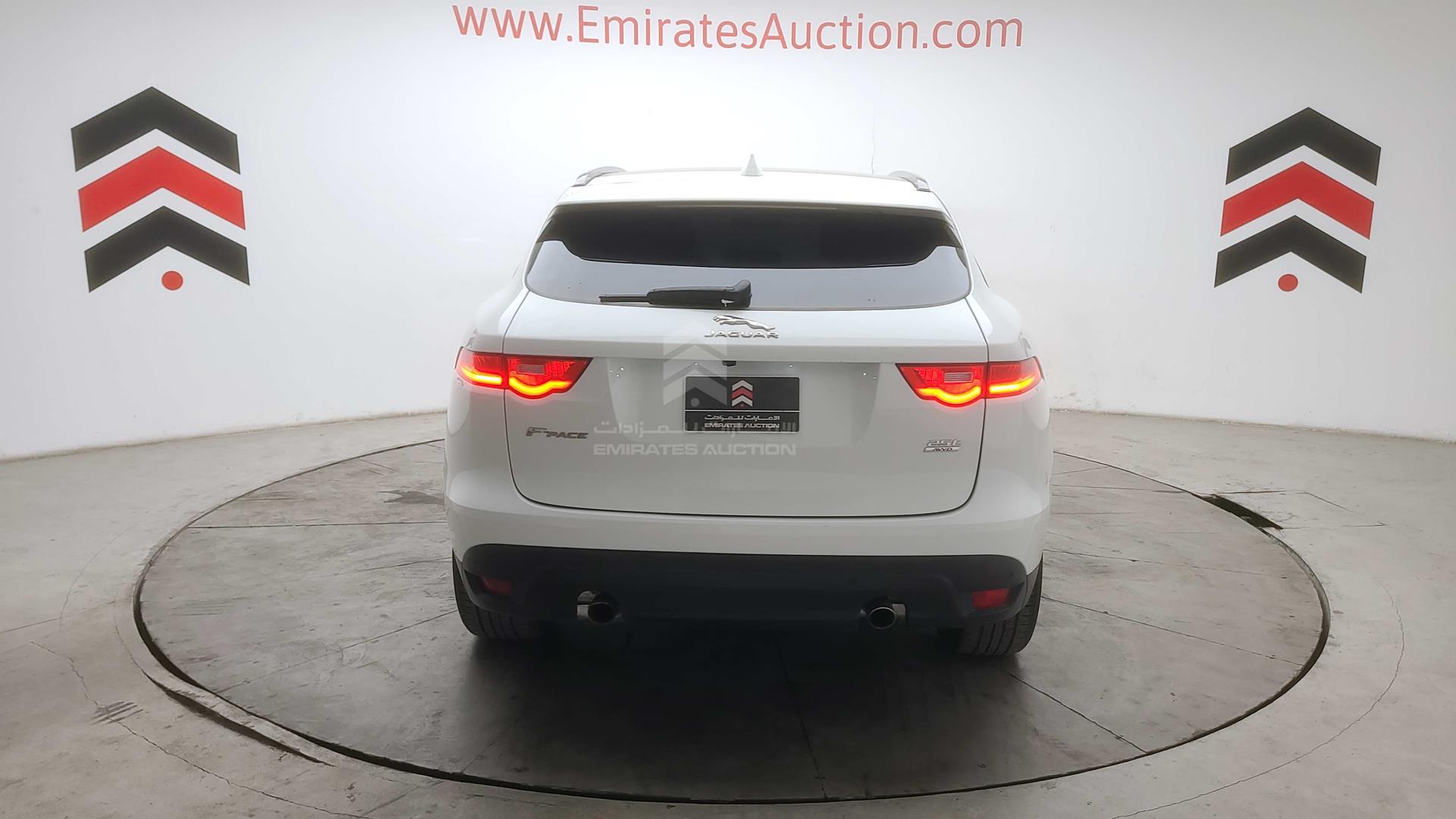 2018 JAGUAR F-PACE VIN: SADCJ2FX3JA280958