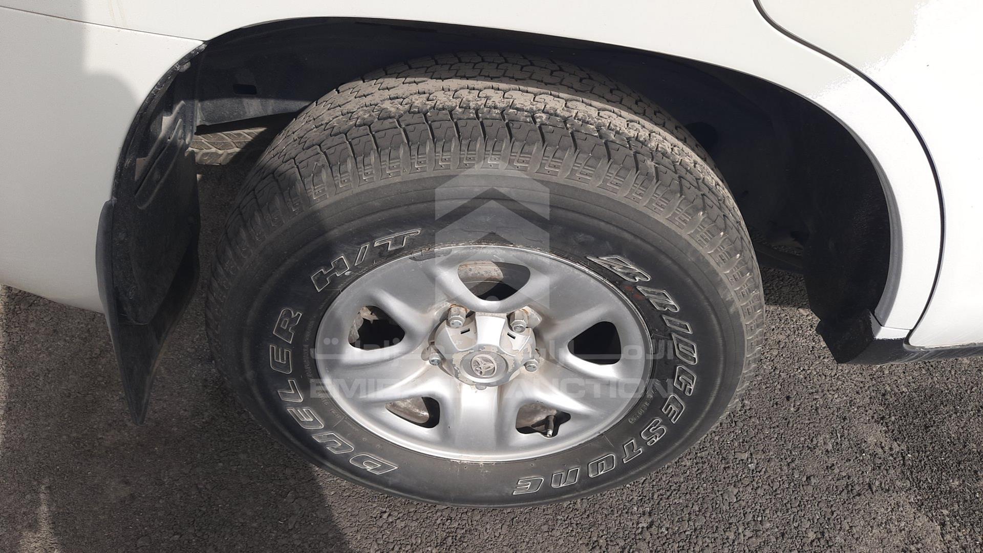 2013 TOYOTA LAND CRUISER VIN: JTMDU09J2D5072652