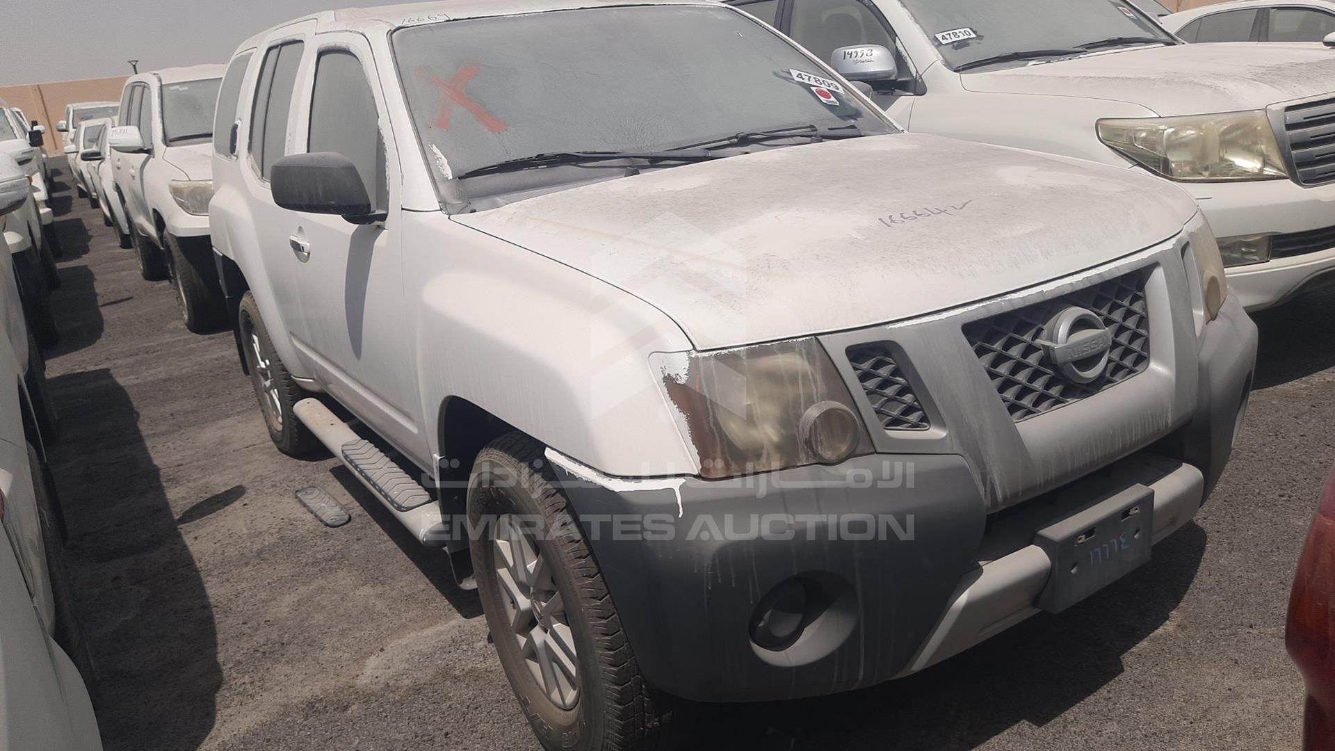 2014 NISSAN XTERRA VIN: 5N1AN0N69EN801017