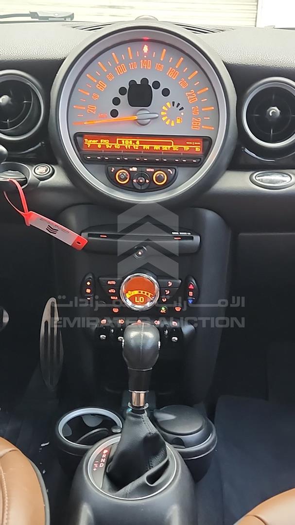 2014 MINI COOPER S VIN: WMWSV31060T648710