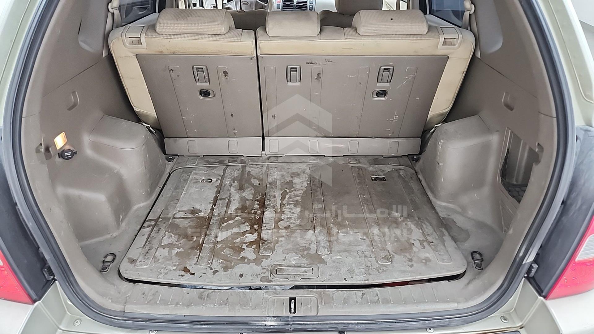 2008 HYUNDAI TUCSON VIN: KMHJM81B78U821197