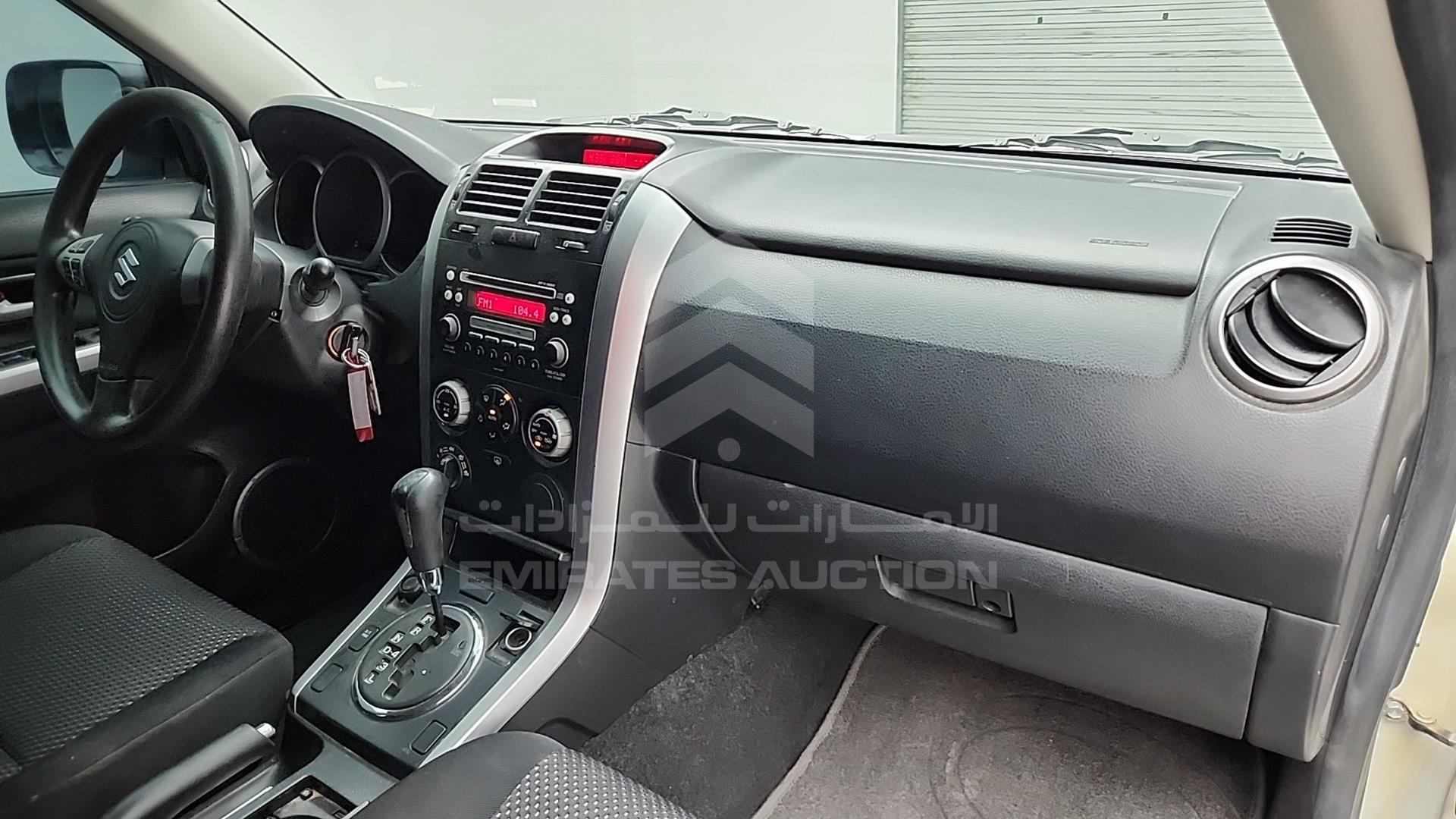 2008 SUZUKI GRAND VITARA VIN: JS3TD94V484109949