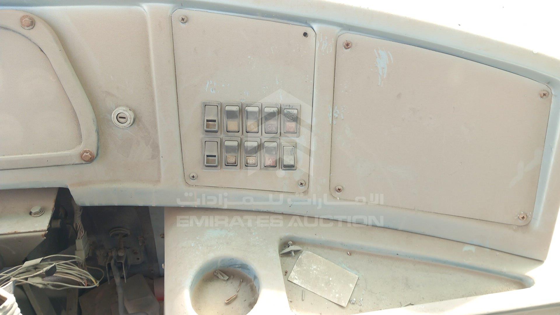 2008 ASHOK LEYLAND --- VIN: MB1PAEFA585157653