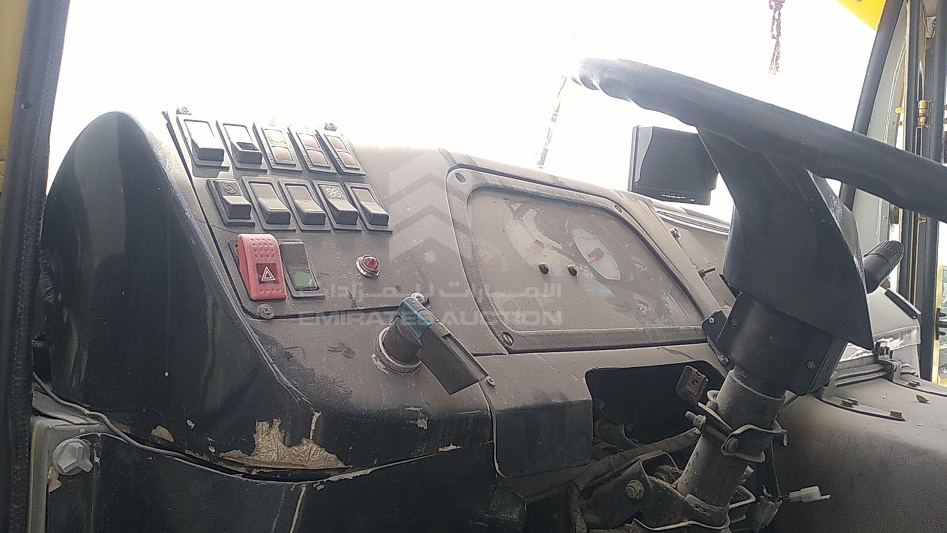 2009 ASHOK LEYLAND FALCON VIN: MB1PBEJA392136551