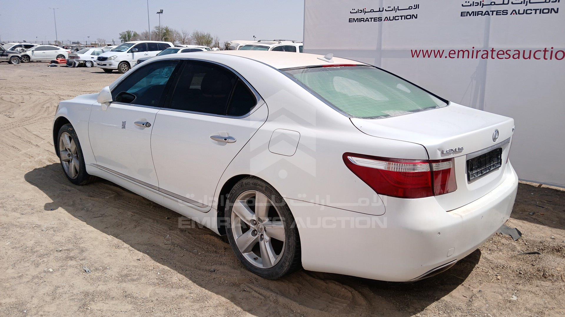 2008 LEXUS LS 460 VIN: JTHBL46F085059100