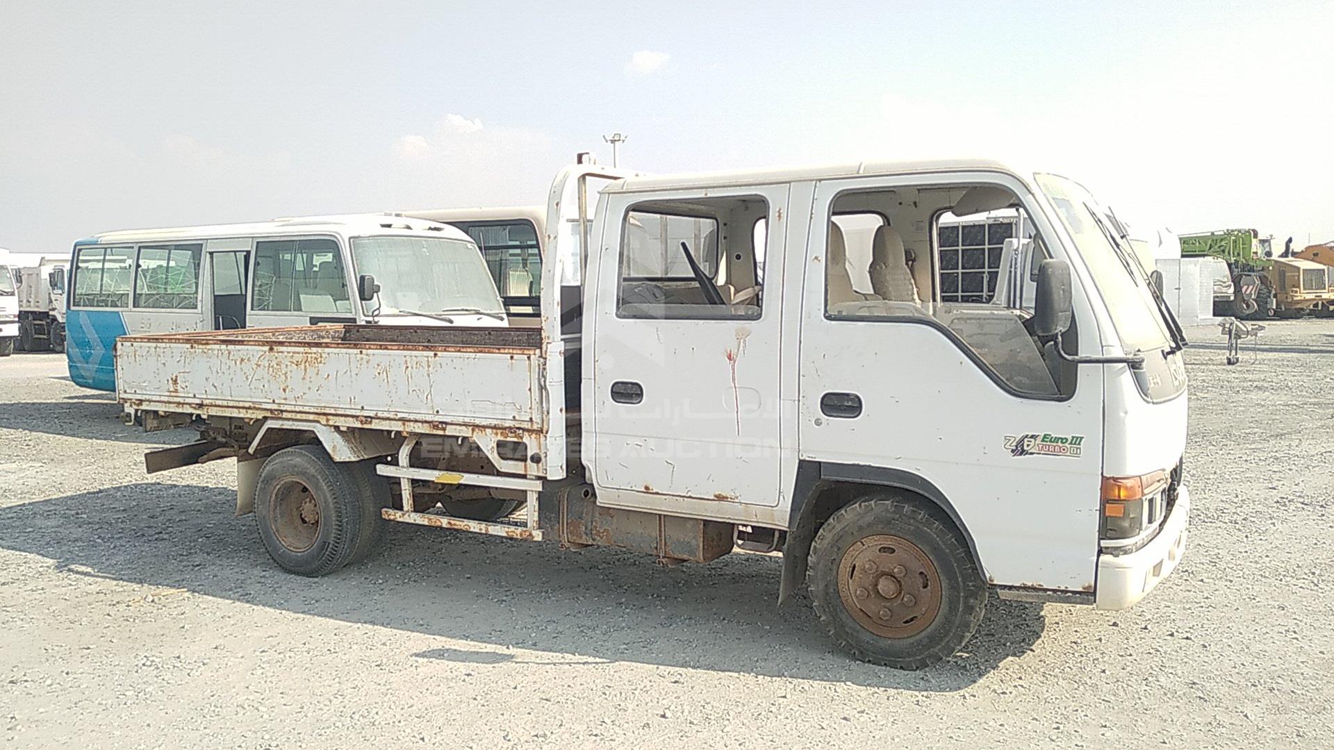 2010 ISUZU NKR VIN: LWLNKR8H7AL037000
