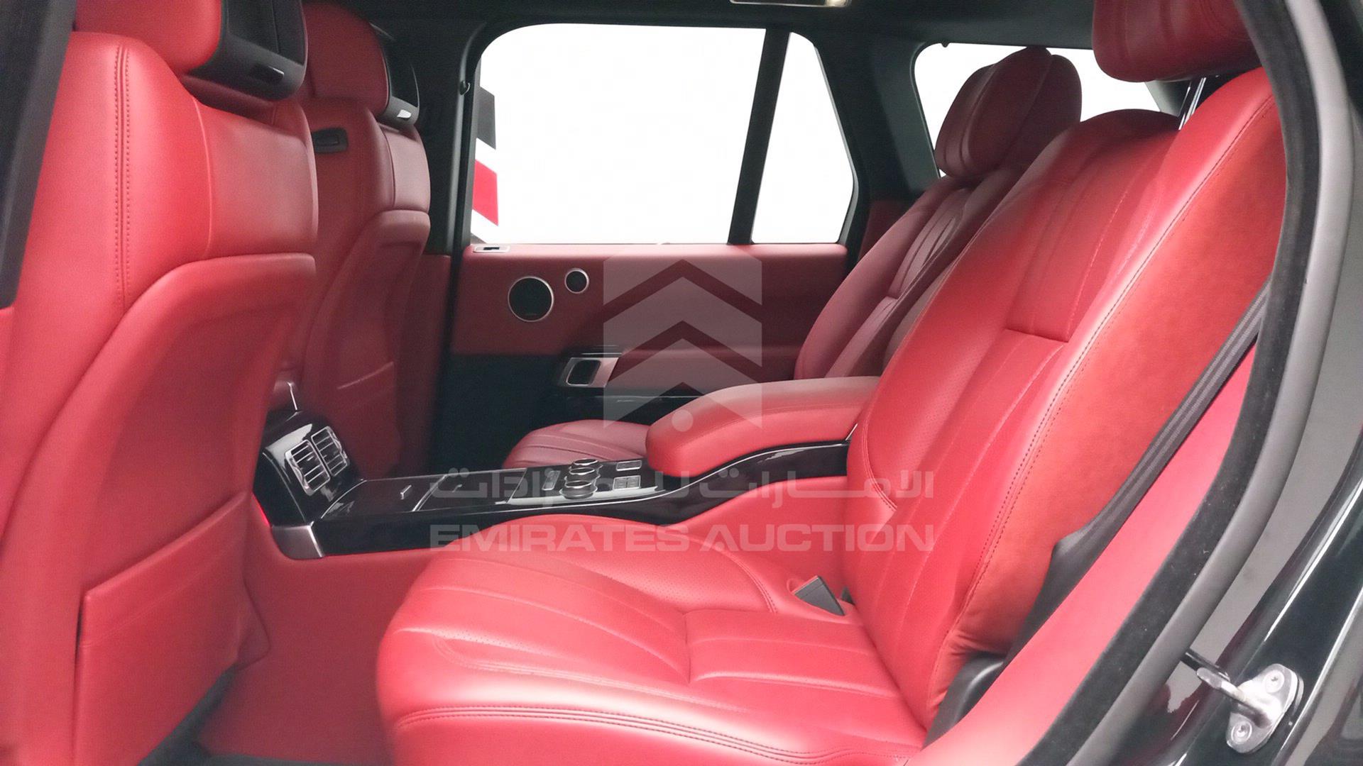 2015 RANGE ROVER VOGUE VIN: SALGA2EF7FA204715