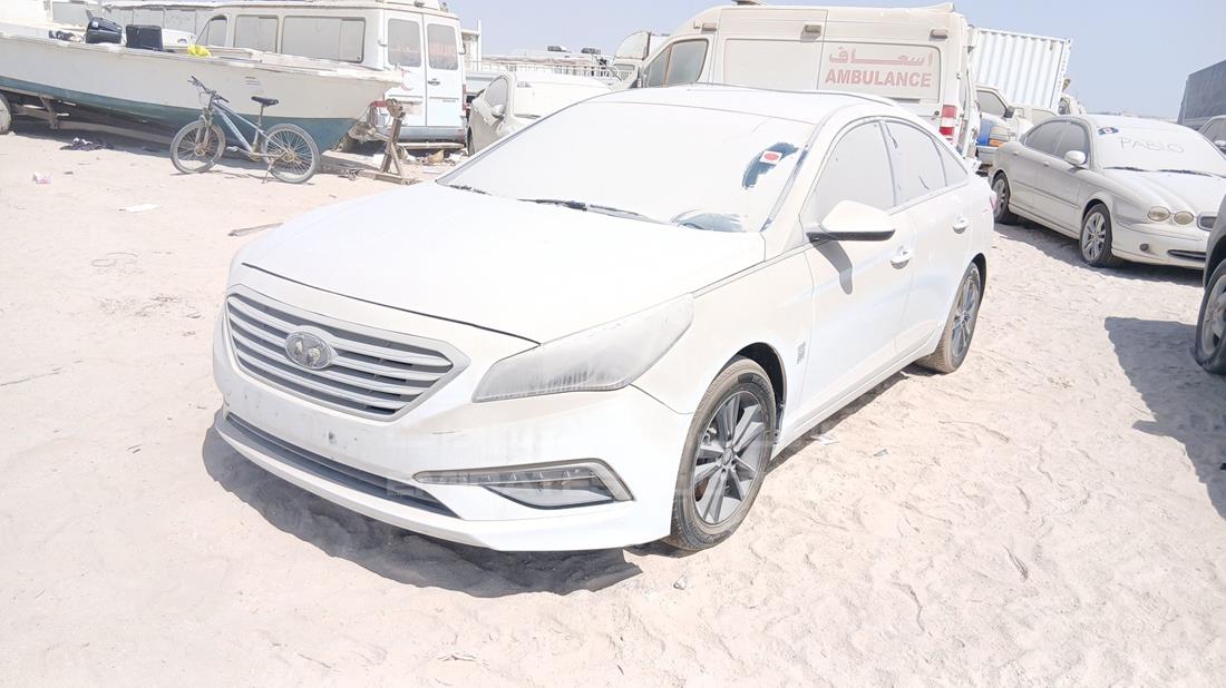 2015 Hyundai Sonata — Front Left Angle — Photo 4