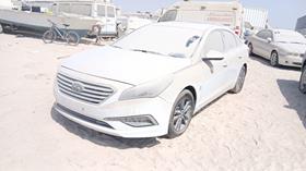 2015 Hyundai Sonata — Front Left Angle — Photo 4 — Thumbnail