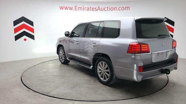JTJHY00W3A4043674 Lexus LX 570