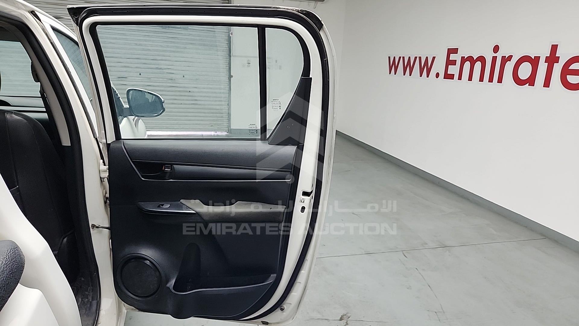 2018 TOYOTA HILUX VIN: MR0JX8CD0J3408898
