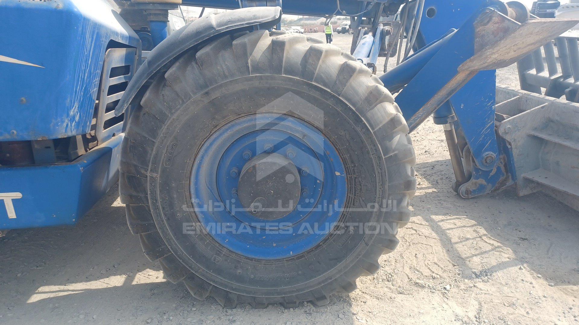 2008 GEHL DL11 VIN: DL1155HJZ0340980